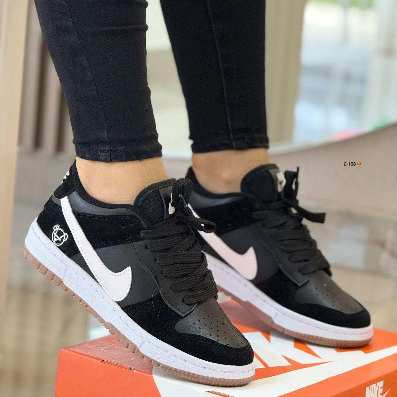 NIKE AIR FORCE ONE DAMA